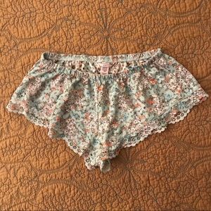 NWOT Victoria’s Secret Shorts Lace Floral Lingerie